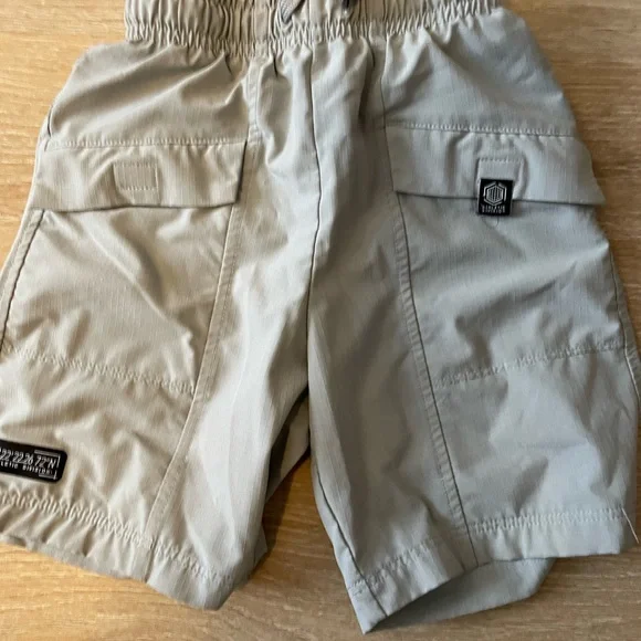 Boys Driworks Shorts bundle - Picture 3 of 4